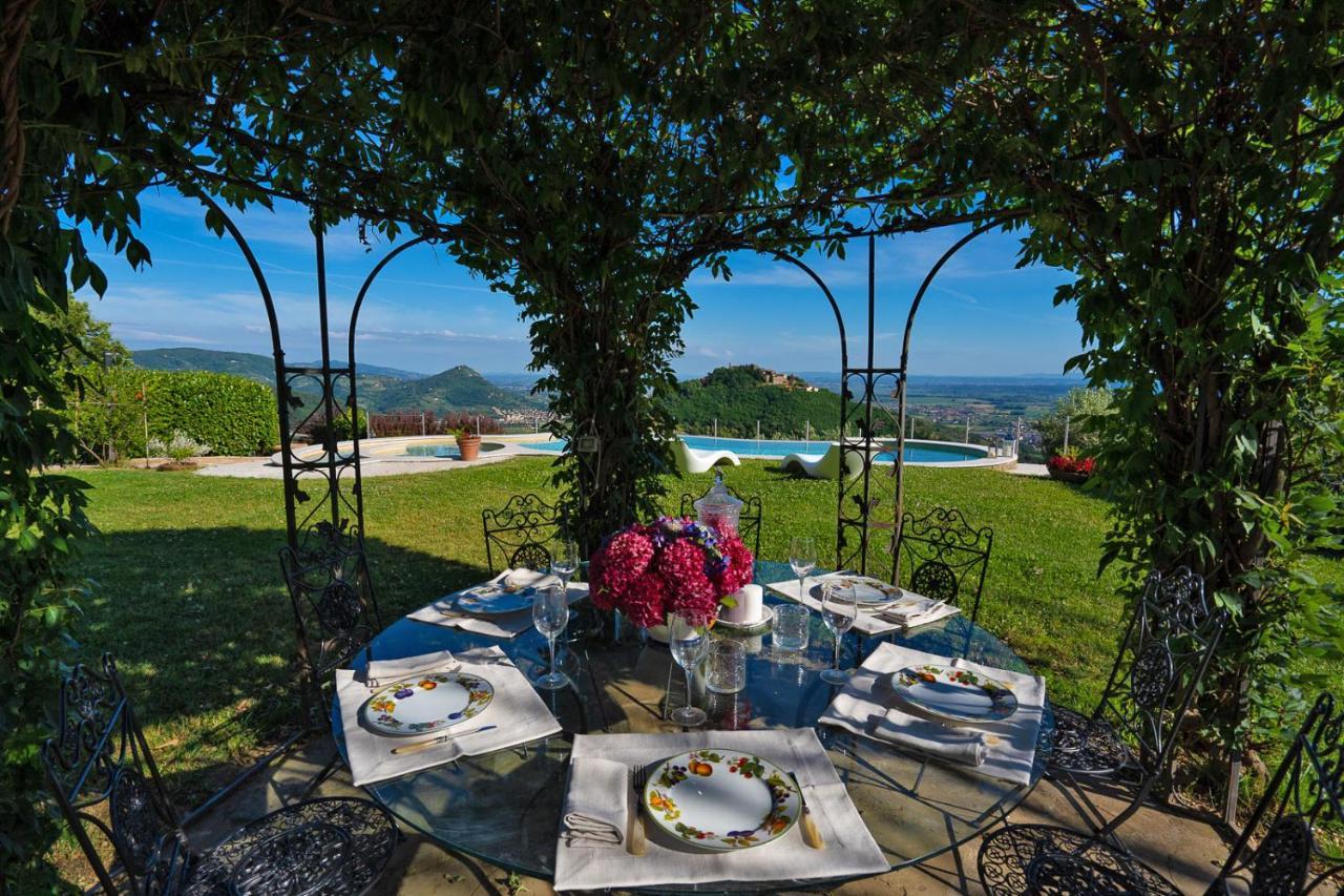 Casa Loretta, Your Luxurious Getaway With Stunning Views Nievole Exterior photo
